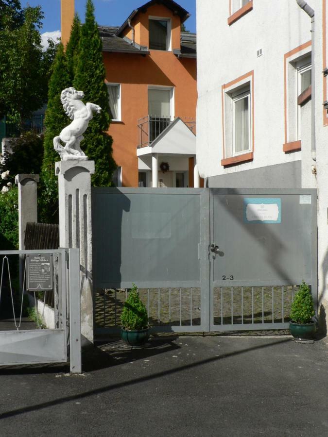 Gaestehaus Cheval Blanc Lorch am Rhein Eksteriør billede